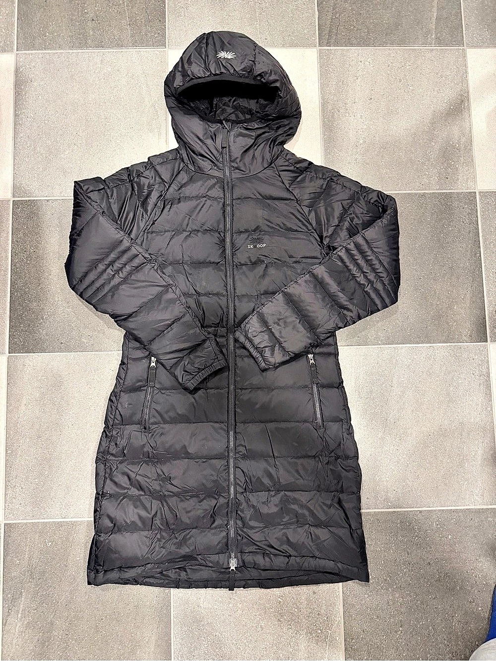 SKHOOP Swedish Long Down Puffer Coat – Women’s Medium
